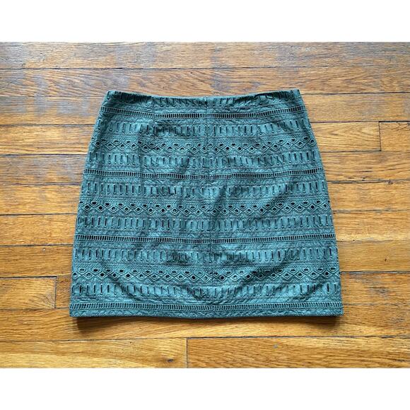 GAP Green Cotton Embroidered Eyelet Skirt sz 4 - Picture 6 of 9